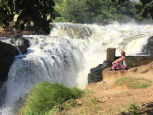 Wanderung zum Gipfel des Wasserfalls